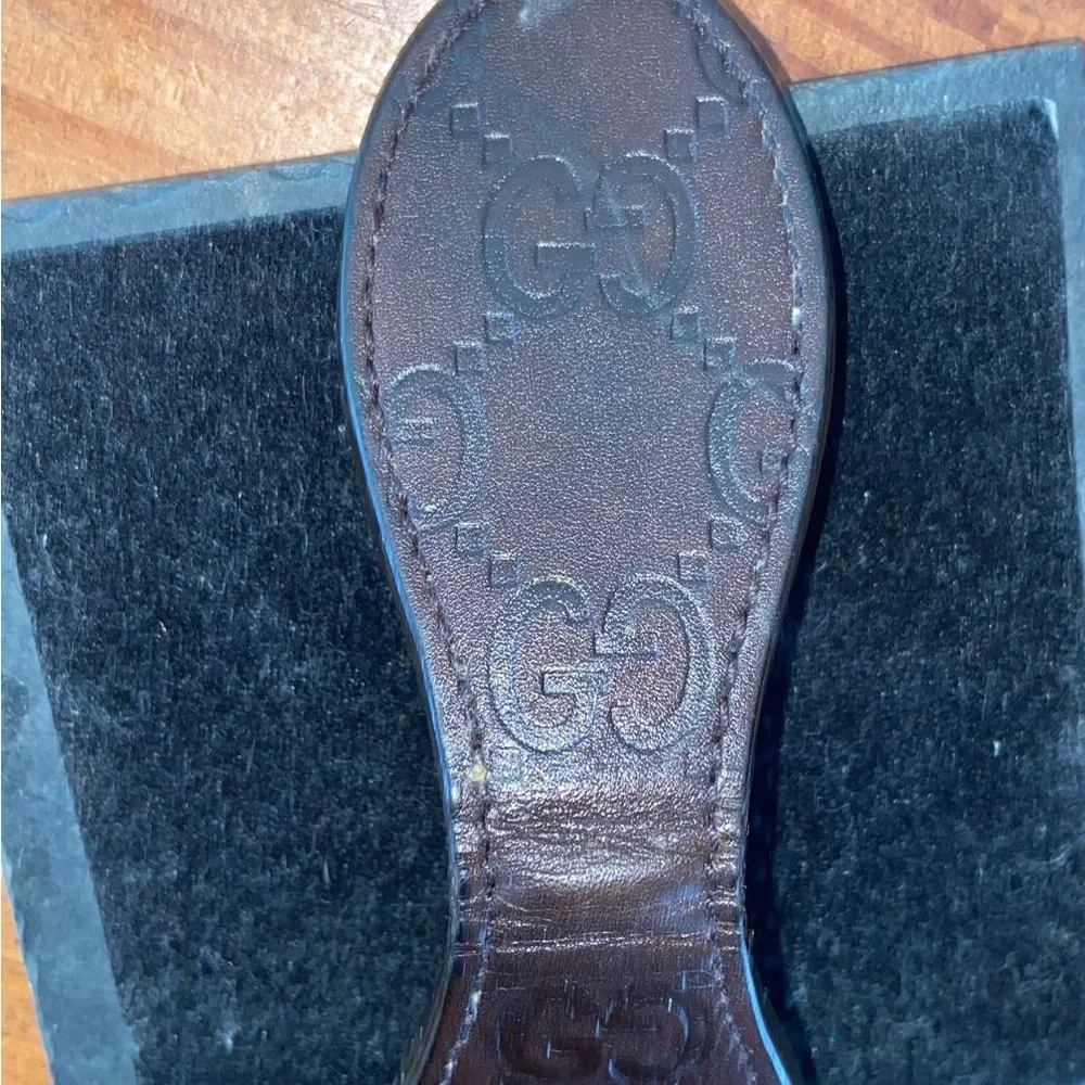 Gucci Brown Leather Money Clip with Embossed Design